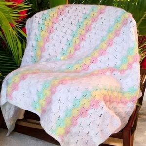 Crocheted Afghan Baby Blanket  38" x 30.5" Wheel Stitch Hand Made Throw Crib